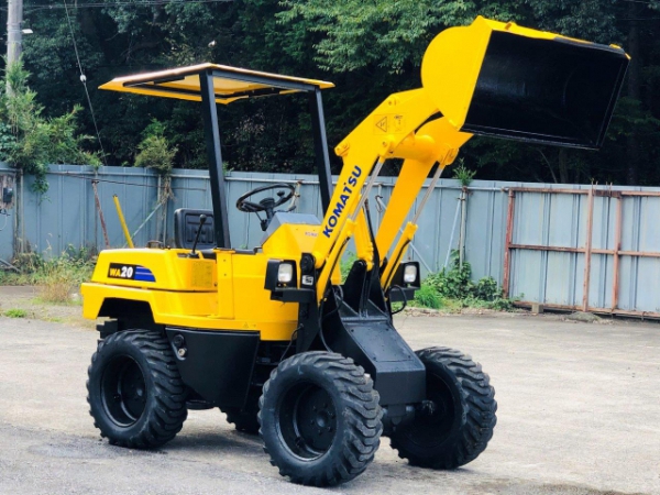 【完売御礼】ホイールローダー KOMATSU WA20-2E 50001 完売御礼】ホイールローダー KOMATSU WA20-2E 50001